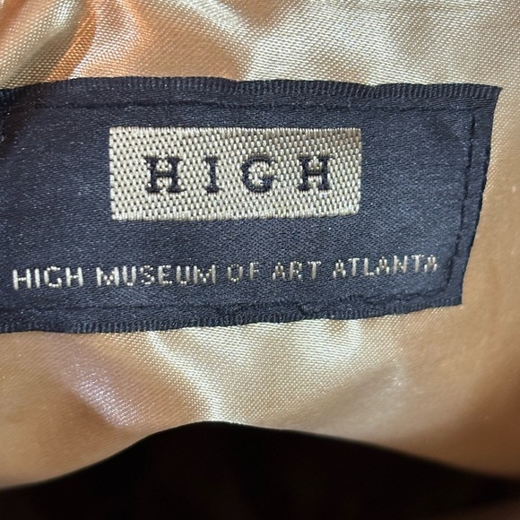 High Museum of Art Elegant Black Tote Bag - Picture 3 of 5